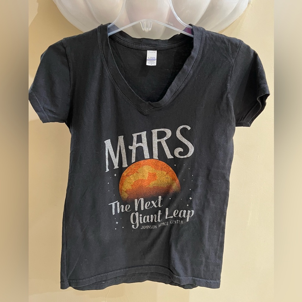 Mars Tshirt size M from Johnson Space Center